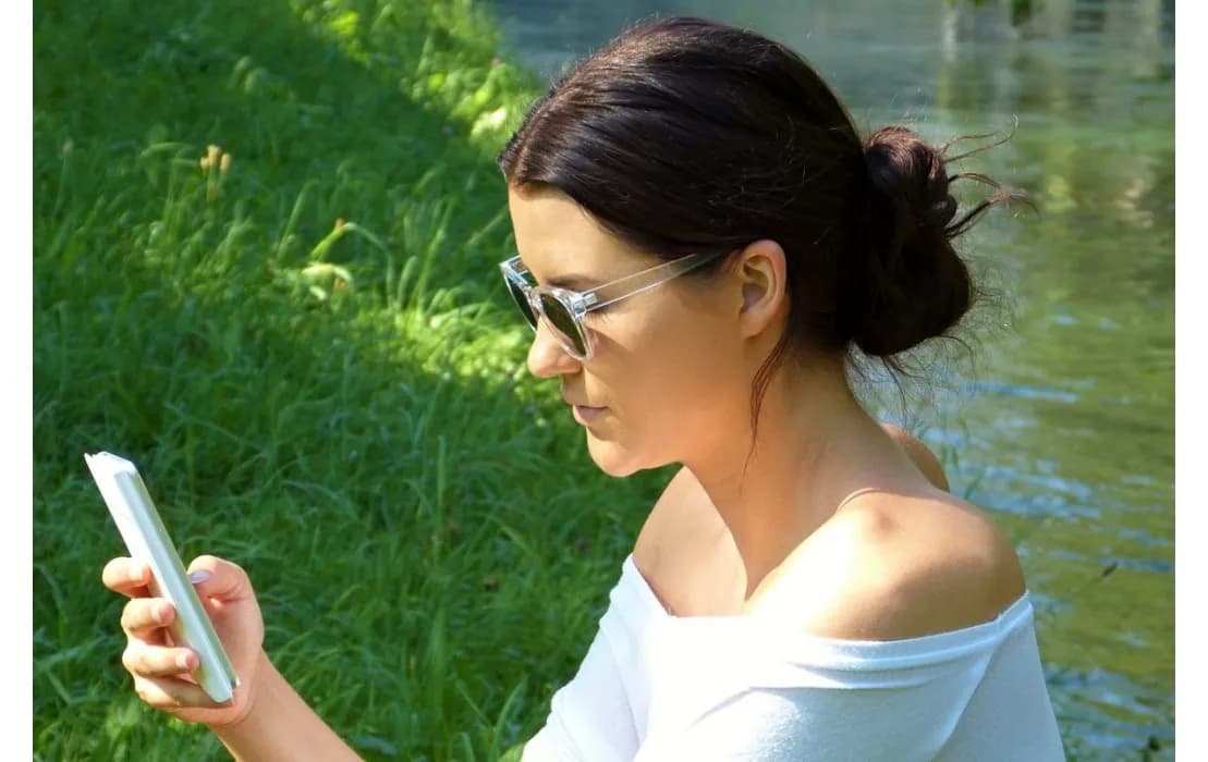 Czy ekran telefonu psuje wzrok? Sprawdź, jak chronić oczy przed szkodami Czy ekran telefonu psuje wzrok? Sprawdź, jak chronić oczy przed szkodami